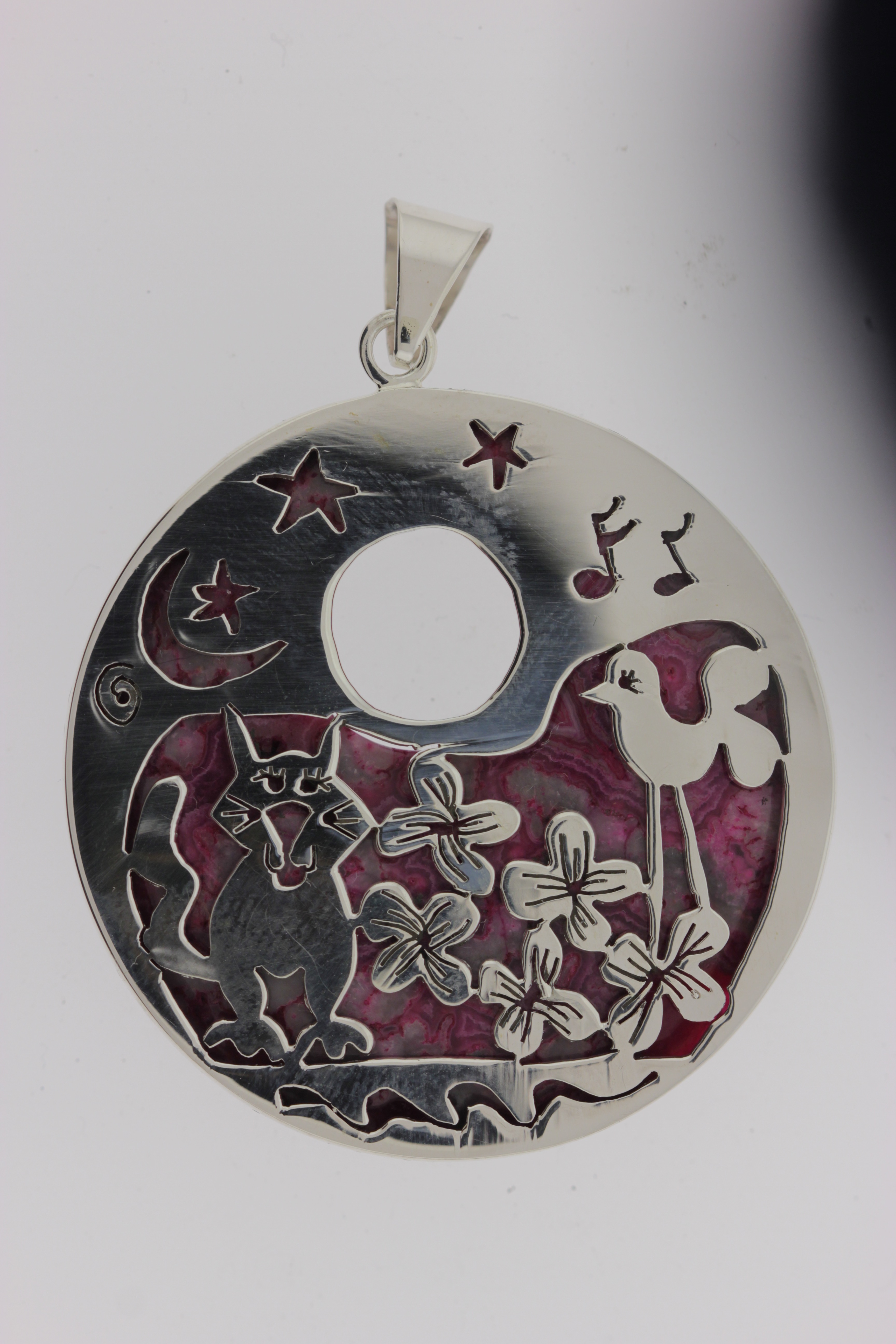 Reversible, pendants